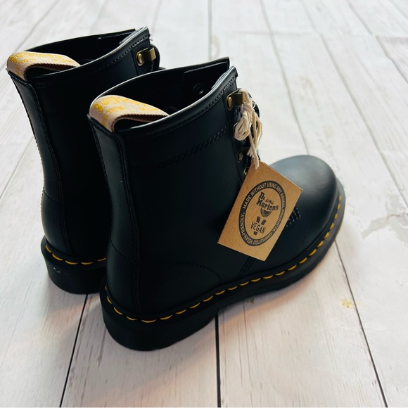 Dr. Martens Vegan 1460 HDW Boots - Picture 5 of 9